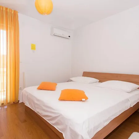 Charming With Private Balcony And City View Seget Donji Guest house