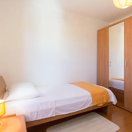 Charming With Private Balcony And City View Seget Donji * Trogir
