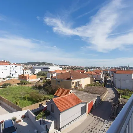 Guest house Charming With Private Balcony And City View Seget Donji Trogir
