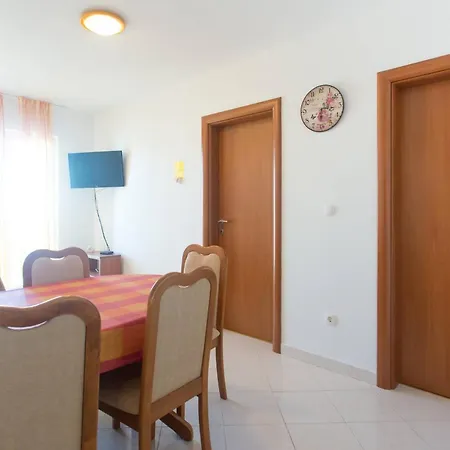 Charming With Private Balcony And City View Seget Donji Guest house
